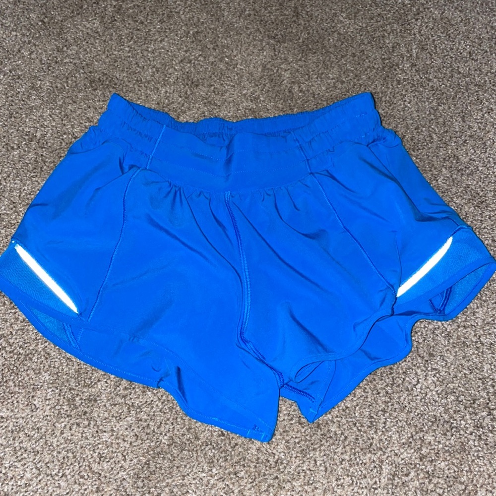Lululemon hotty hot shorts💙
